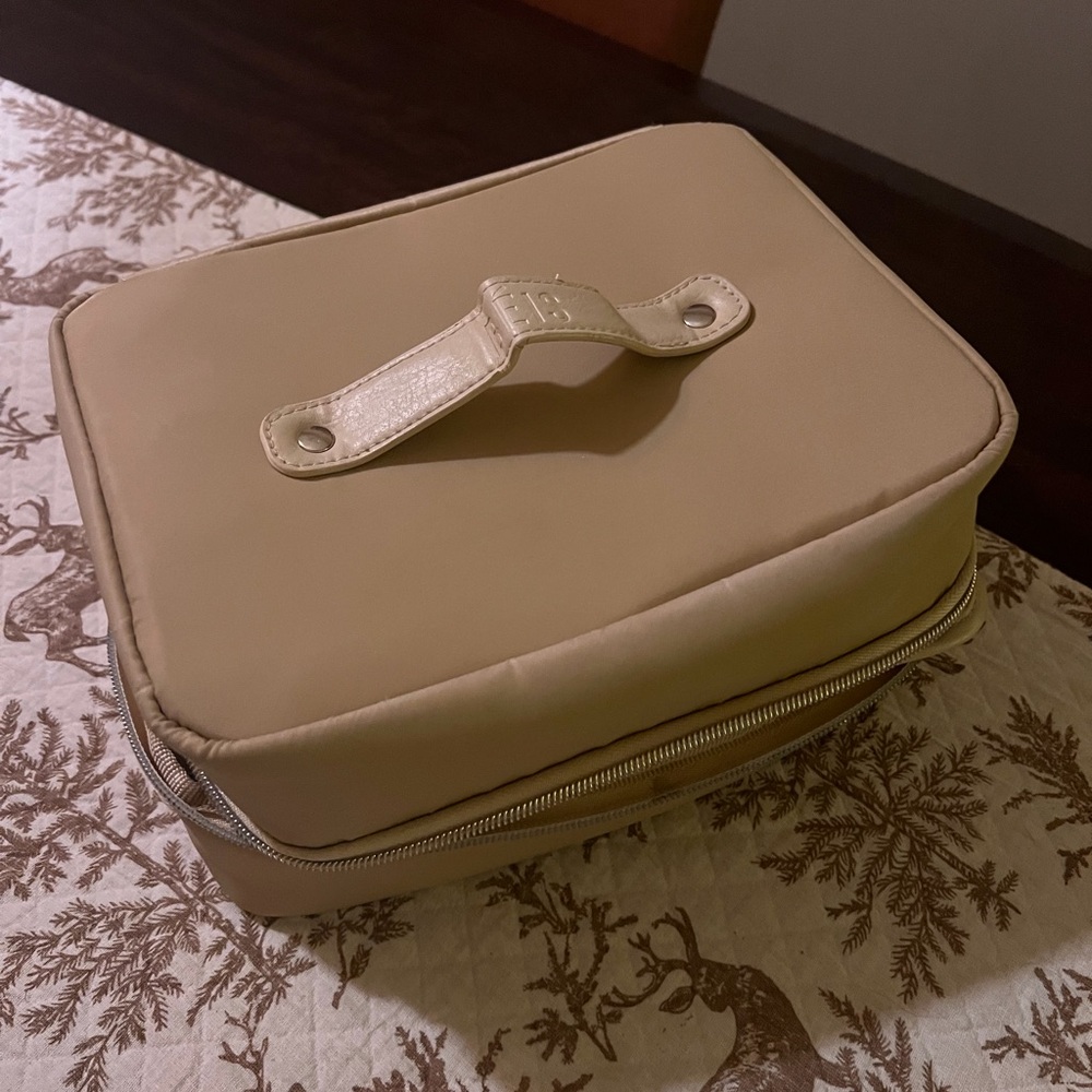 BEIS Beige Hanging Cosmetic Case